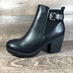 WOMEN'S ANKLE BOOTS (SKITTLES-26)